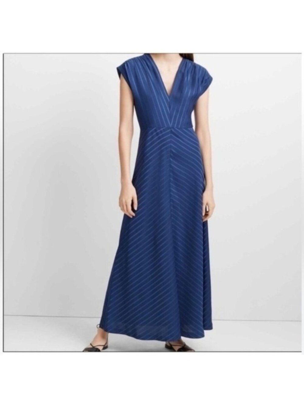 Club Monaco Ravonah Blue Striped V-Neck Long Dress size 0
